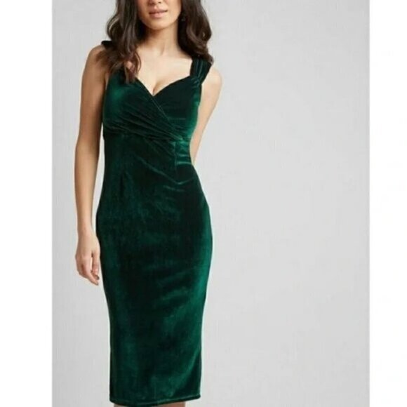RockSteady Dresses & Skirts - Rock Steady Retro Pin Up Style Emerald Green Velvet Wiggle Dress Size 1X